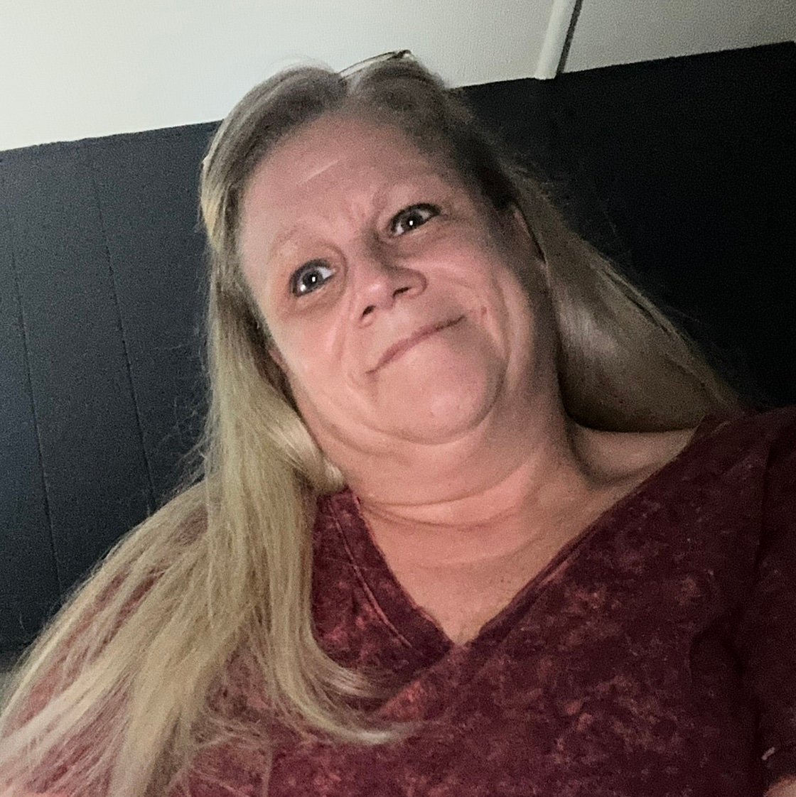 LeeAnnismf's profile picture. 