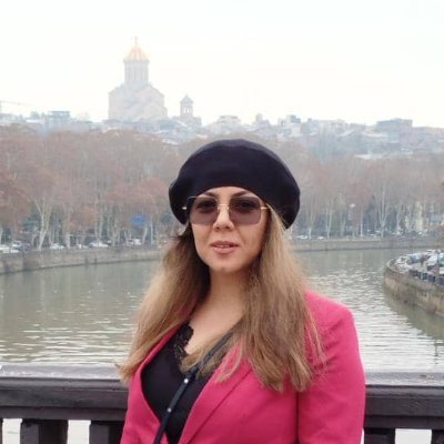 asiye_khosh's profile picture. 