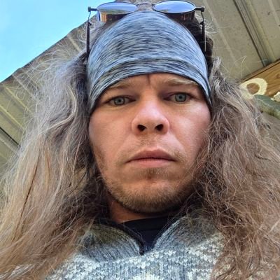 mikul_viator's profile picture. I'm just your average black sheep with an abundance of curiosity and time, determined to get rich and be left alone..  I'm a friend to all cats and most dogs.