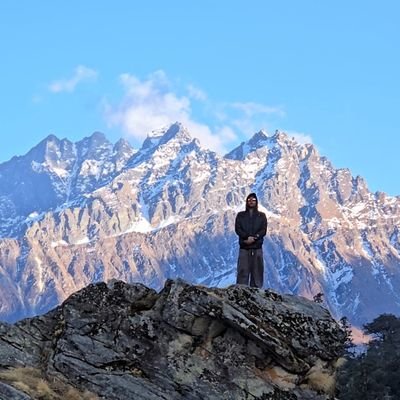 sahilkahmed's profile picture. AI Intern  @fulcrum_digital | Fullstack Dev | Web3(Solana) | prev2xstartup