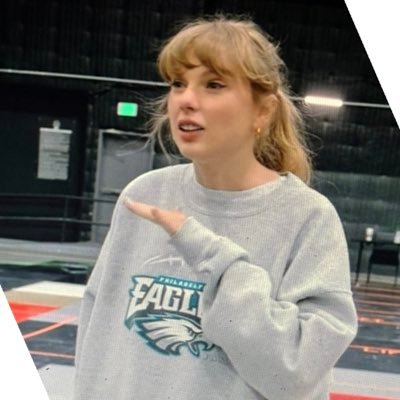 brantleywrites's profile picture. you're fair and i'm insane