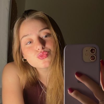 aninhaaanibal's profile picture. farma | unesp aqa🐇