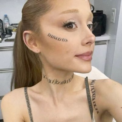 swiftrubyjane's profile picture. ruby ✦ || pretty little liars