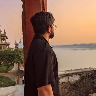 SarasanSachin19's profile picture. 