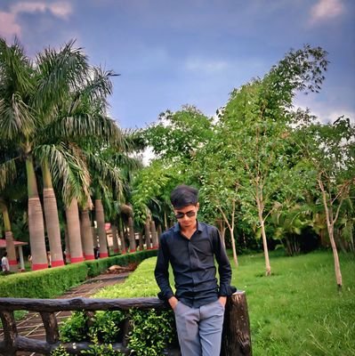 Manish_kr_108's profile picture. Content creator