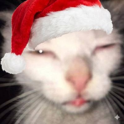 ifwmilkcake's profile picture. कबसे है आकर रुके ये बादल इन आंखों पर, उस रोज़ रिहा होंगे जब तुम आओगे