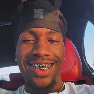 Fine_Yns's profile picture. Sneaky links of DL & straight niggas. 👅