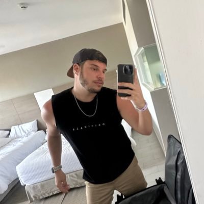 mickeydeit's profile picture. 