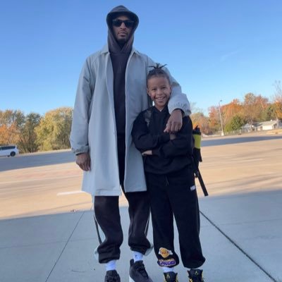 MRREMYD's profile picture. Husband, Father, Battle Rap Pioneer, Licensed Barber in California and Missouri@theremyd314