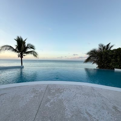 hstlenmics's profile picture. Duh Capital Corp Ceo