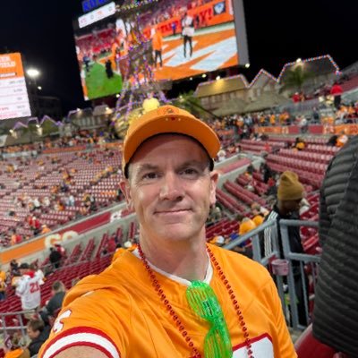 sharemyyear's profile picture. I post BBQ food pictures on Instagram. Business owner. NFL fan in the UK. #WeAreTheKrewe