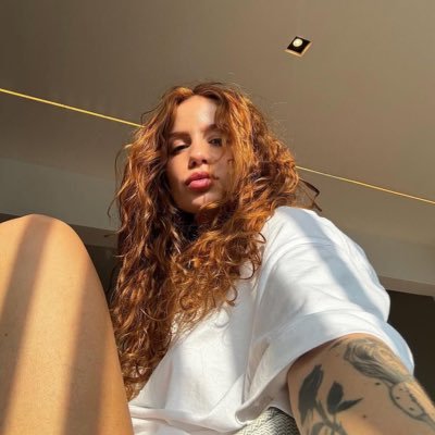 laurmybabe's profile picture. cute girl with a sick mind.