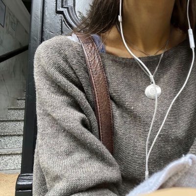 flowersfromivy's profile picture. world's most pathetic attempt at gender. 26. he/him/any. lesbian. latine.