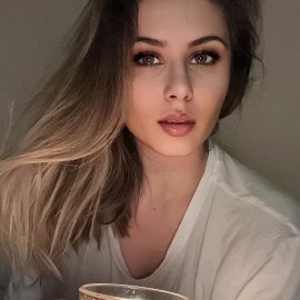 Odette9491's profile picture. Every time I travel, I just wish my suitcase was bigger😄
Perhaps I need too many things