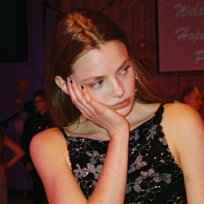 kristineswife's profile picture. i won’t not fuck you the fuck up.