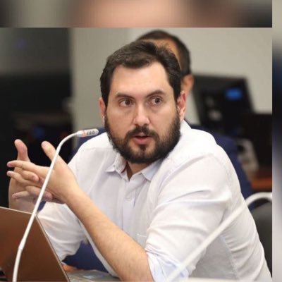 jpjaramillo25's profile picture. Mgs en Economía y Mgs en Política Comparada que hace opinión pública. Mi opinión es personal, no representa a la institución donde trabajo.