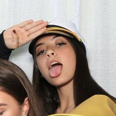 sshhmade's profile picture. •¡ 𝒎𝒚 𝒎𝒆𝒓𝒄𝒚 𝒑𝒓𝒆𝒗𝒂𝒊𝒍𝒔 𝒐𝒗𝒆𝒓 𝒎𝒚 𝒘𝒓𝒂𝒕𝒉 ¡•

                         ˢʰᵉ/ʰᵉʳ