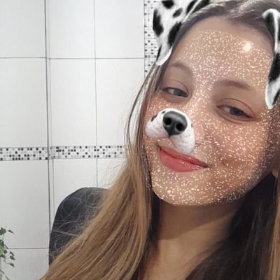 pequenakiwczy's profile picture. 