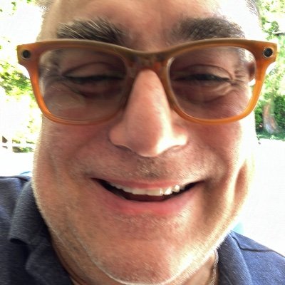 javakian2025's profile picture. https://t.co/uZnttrvgRD the best e-commerce ever!