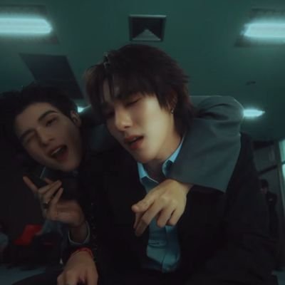 zeniethena's profile picture. imina skynani | au writer | 🇵🇭