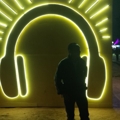 vmanulm10's profile picture. In ixtli in yolotl, un rostro y un corazón ⚜️❤️ 🇲🇽
Dios no tiene religión; soy anglicano ✝️