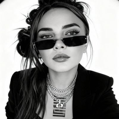 nftlady007's profile picture. 6529 Artist #100