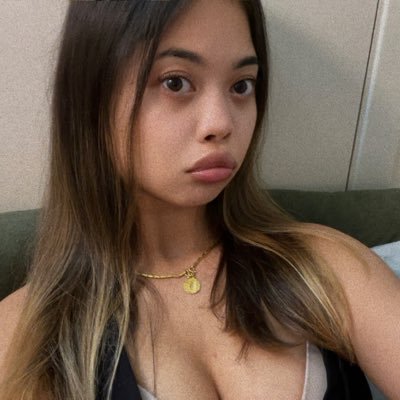 notwhitemane's profile picture. the light’s watching… 
•MDNI🚫 | NSFW• •Warcraft | Fantasy | Soft Erotica• 
pfp+banner: @CmapcaArt ✨