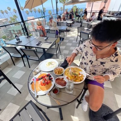 bukaxyz's profile picture. 