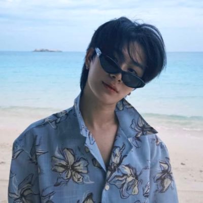 aesviophile's profile picture. thai enthusiast • mostly @thaichayanon @peemwasu_ @nadaobangkok