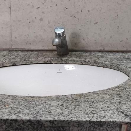 kartikforid's profile picture. 