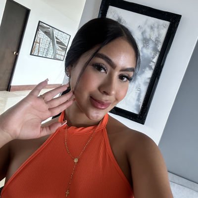 samiezb48's profile picture. Main Account: @Szmiee | Exclusive Content ↓