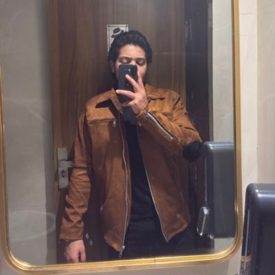 thinkArev's profile picture. SDE 2 @Microsoft Grad @iitbombay webexpert Ai agentic LLM Gen AI Full stack developer