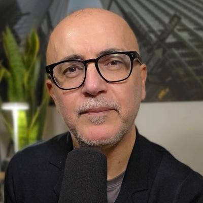 franzrusso's profile picture. Digital & Social Media Strategist | Content Marketing | Blogger | SMM Certified UNI 11506:2021 | founder @InTime_Blog | Podcaster🎙️ | @startup_italia