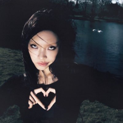 rynnitopia's profile picture. 🦢main @jinisifeye