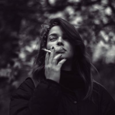 𝐃𝐞𝐯𝐢𝐚𝐧 𝐆𝐫𝐚𝐲 Profile