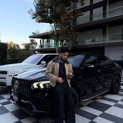 Crypto_War01's profile picture. #DegenTrader || Shill me 100x || Alpha Caller at it's finest ||GOAT #memecoins entry punter || dm for promo