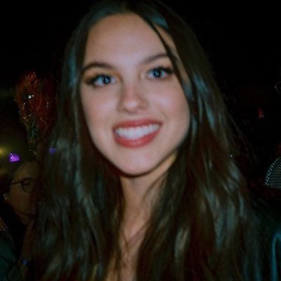 jellyjests's profile picture. blocked someone for being straight and someone else for mentioning calories so that’s where i’m at btw