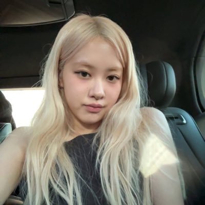 txtmonyet's profile picture. 