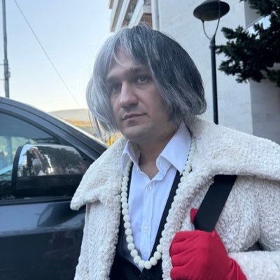 t0shamura's profile picture. 