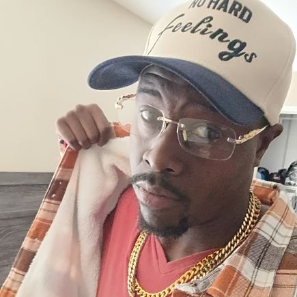 CzahkiT's profile picture. A visionary!!!!