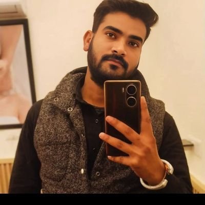 Tinkle2018's profile picture. Turning caffeine into content | 9–5 escape artist | Here to make you laugh, think, or both