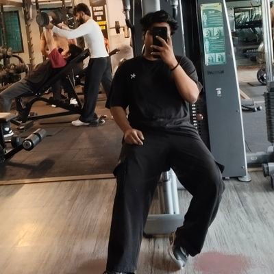 kushwaha_012's profile picture. Full-stack dev who designs too.            
Currently building https://t.co/dphlwbf1ij
MVPs • Landing Pages 
DM for work