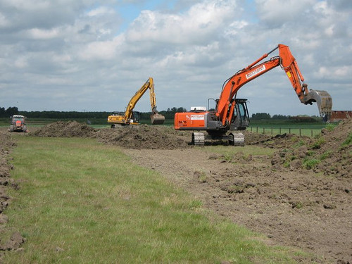 De motocross baan in beverwijk is elke dinsdag en donderdag geopend van 18:30 tot 20:30 zomertijd.
Er mag gereden worden door de plaatselijke jeugd.