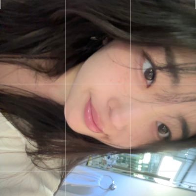 doremiowch's profile picture. 21 🇰🇷| pastry girl 🍰 infj