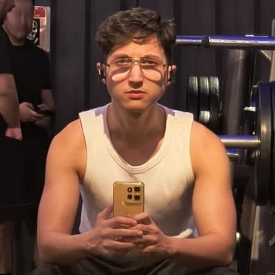 vinii_vinnie's profile picture. Apenas um novinho de 22 anos, biscoiteiro e bem  aleatório  🗣️✨