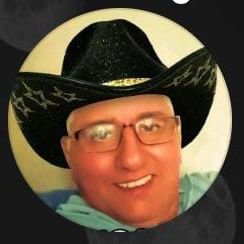 ErazoRuiz35636's profile picture. 