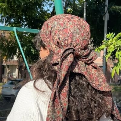 sheevaneebais's profile picture. Yes it's me, I'm the problem.