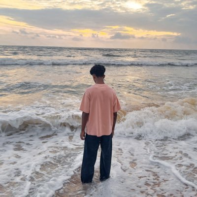 HarinandananSM's profile picture. side quest.