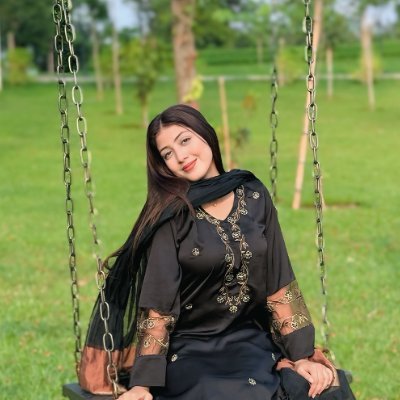 SuzNeha21's profile picture. 💰 Professional Digital Marketer
🎶 YouTube Promoter
🎶 Spotify Promoter
🚀 Grow With Your online business