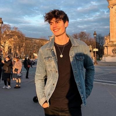 KFritzler87368's profile picture. Chasing moods, not people.